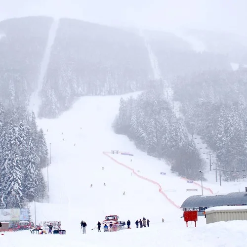 Skijaška staza na Bjelašnica pokrivena snijegom