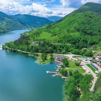 plivsko jezero i hotel