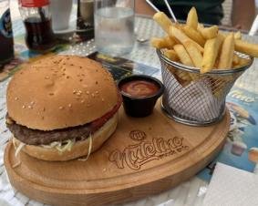 Hamburger u Nutelino Tuzla