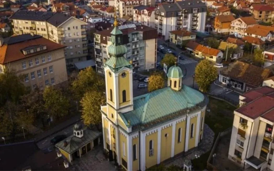 Fotografija iz zraka Crkve Svetog Georgija u Bijeljini